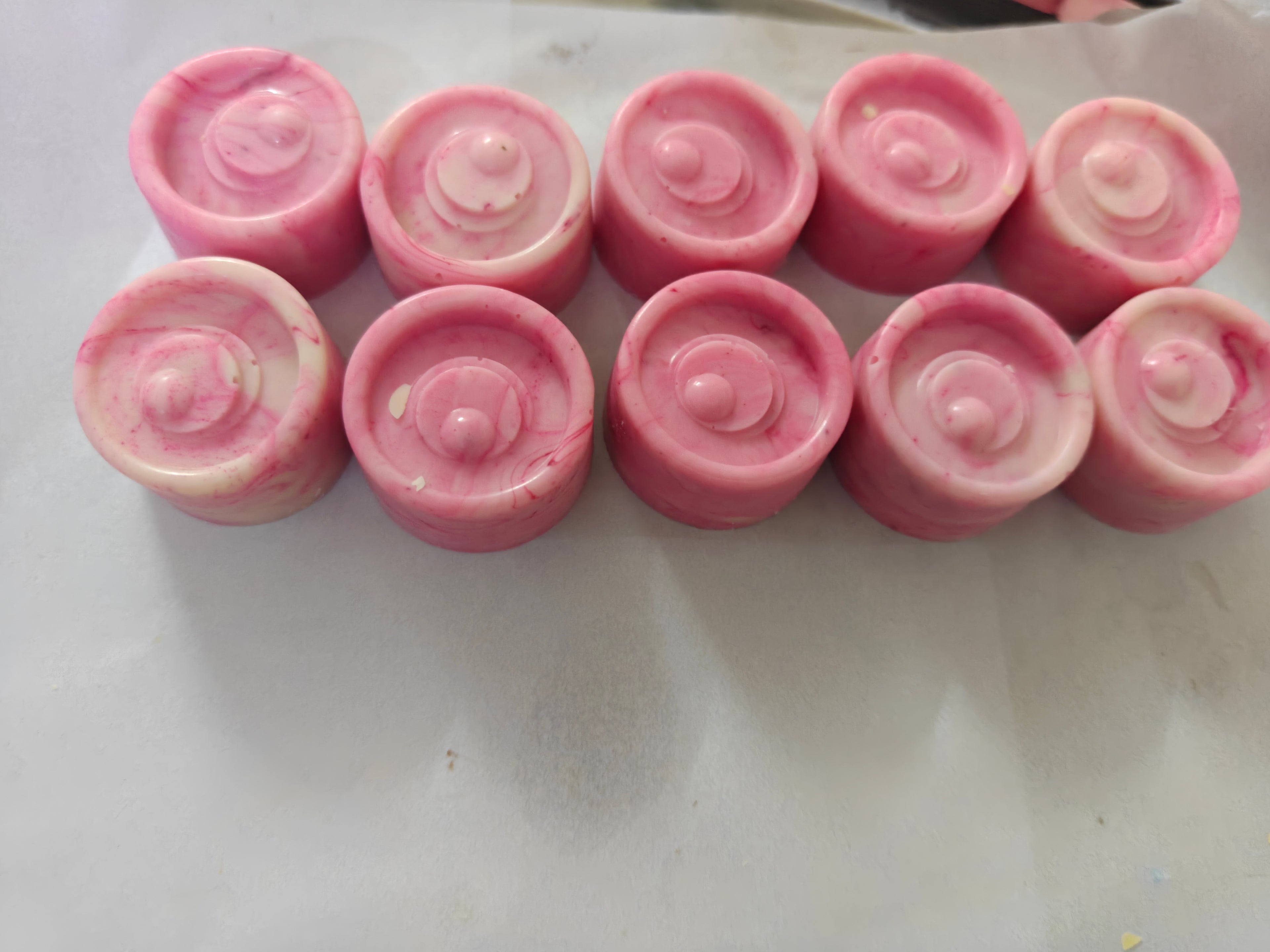 Red velvet flavour chocolate